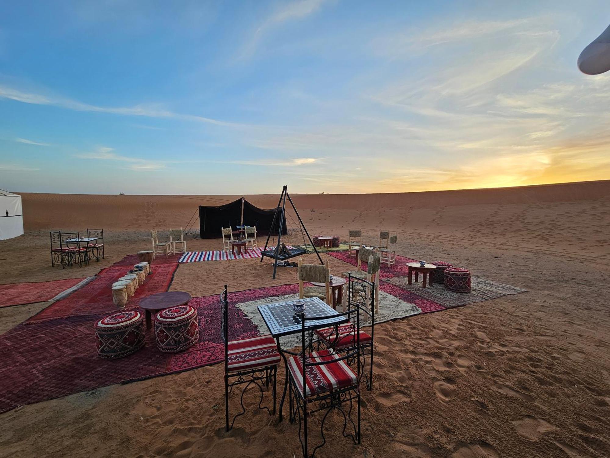 Hotel Najma Luxury Camp à Merzouga Extérieur photo