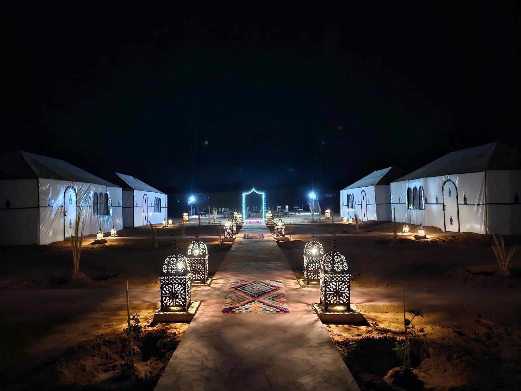 Hotel Najma Luxury Camp à Merzouga Extérieur photo