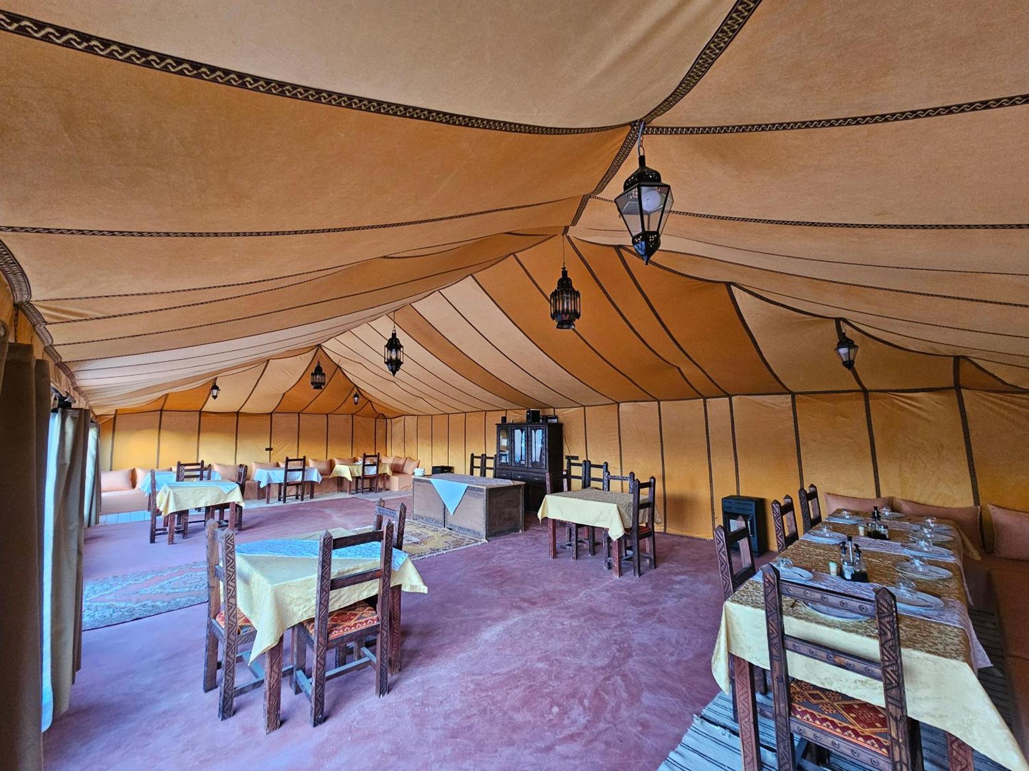 Hotel Najma Luxury Camp à Merzouga Extérieur photo